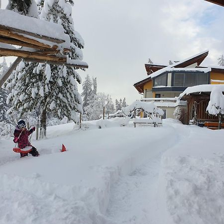 Gaestehaus Falkenblick Arzl im Pitztal Exterior foto