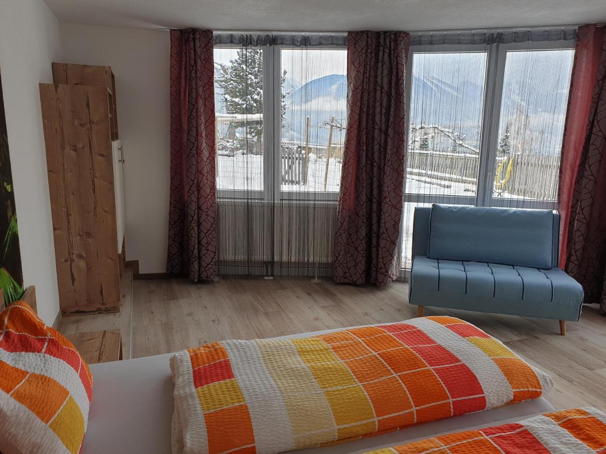 Gaestehaus Falkenblick Arzl im Pitztal Exterior foto